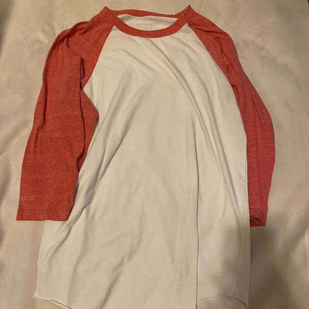 Mid sleeve buckle shirt